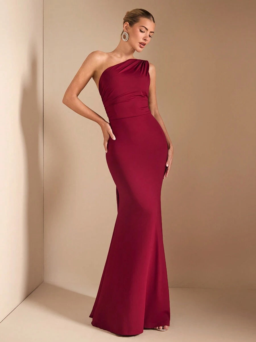 SHEIN BAE Elegant Asymmetric Neck Tied Spaghetti Strap Super Long Dress, Suitable For Casual Dates, Outing, Nightclub Party Gathering, Christmas Outfit, Burgundy