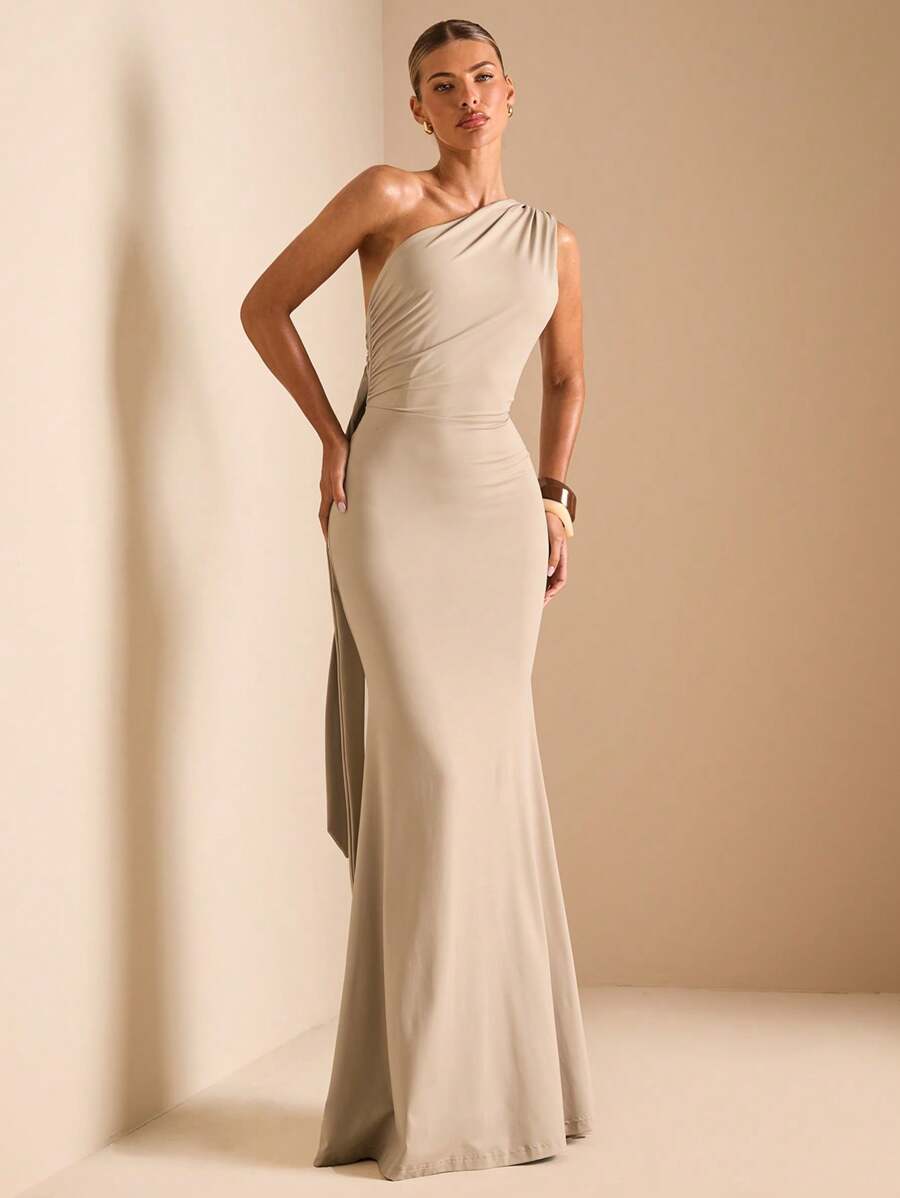SHEIN BAE Elegant Asymmetric Neck Tied Spaghetti Strap Super Long Dress, Suitable For Casual Dates, Outing, Nightclub Party Gathering, Christmas Outfit, Burgundy