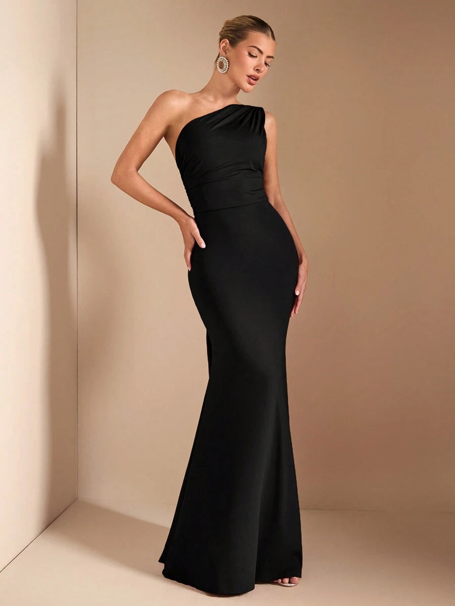 SHEIN BAE Elegant Asymmetric Neck Tied Spaghetti Strap Super Long Dress, Suitable For Casual Dates, Outing, Nightclub Party Gathering, Christmas Outfit, Burgundy