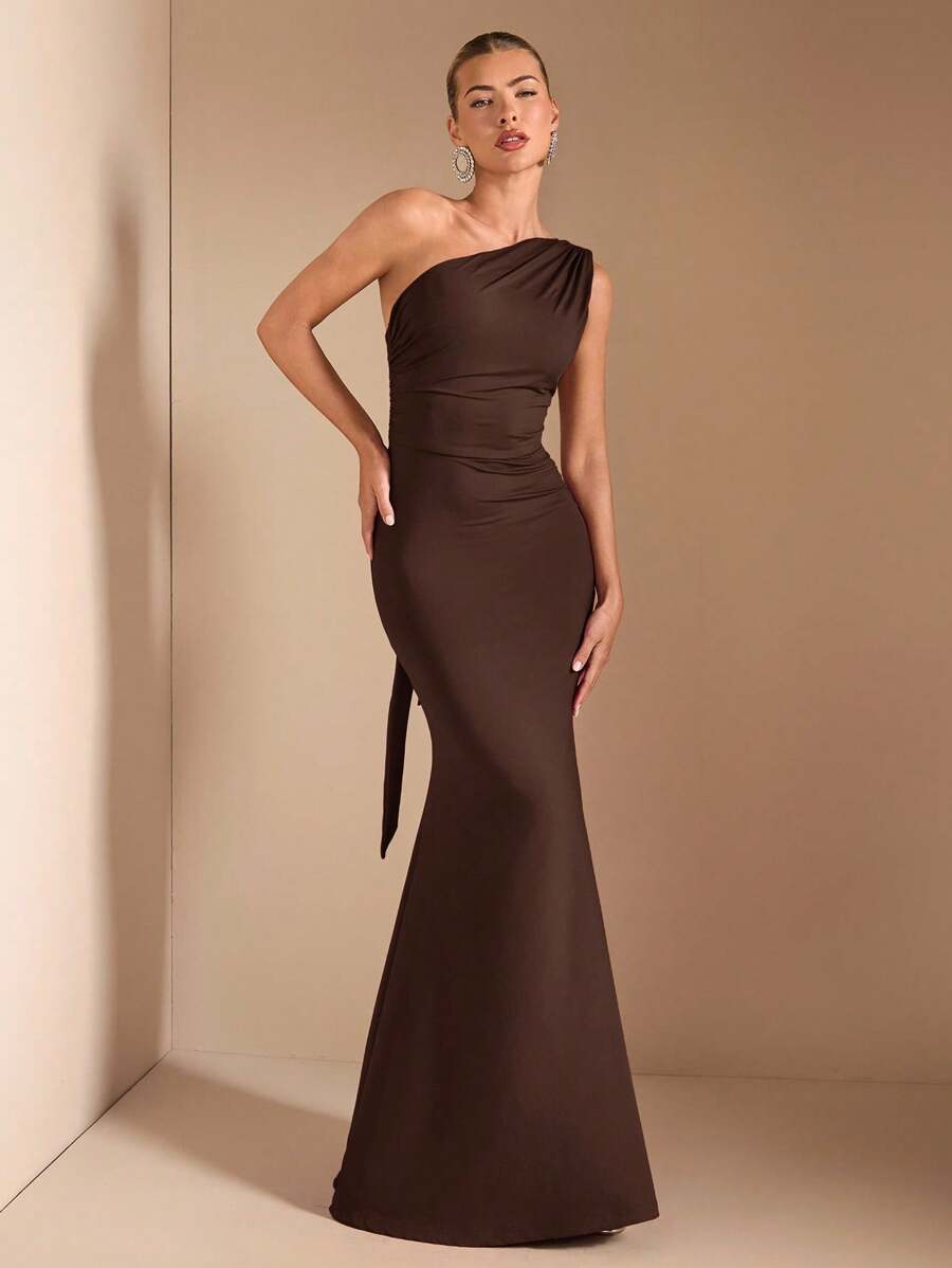 SHEIN BAE Elegant Asymmetric Neck Tied Spaghetti Strap Super Long Dress, Suitable For Casual Dates, Outing, Nightclub Party Gathering, Christmas Outfit, Burgundy