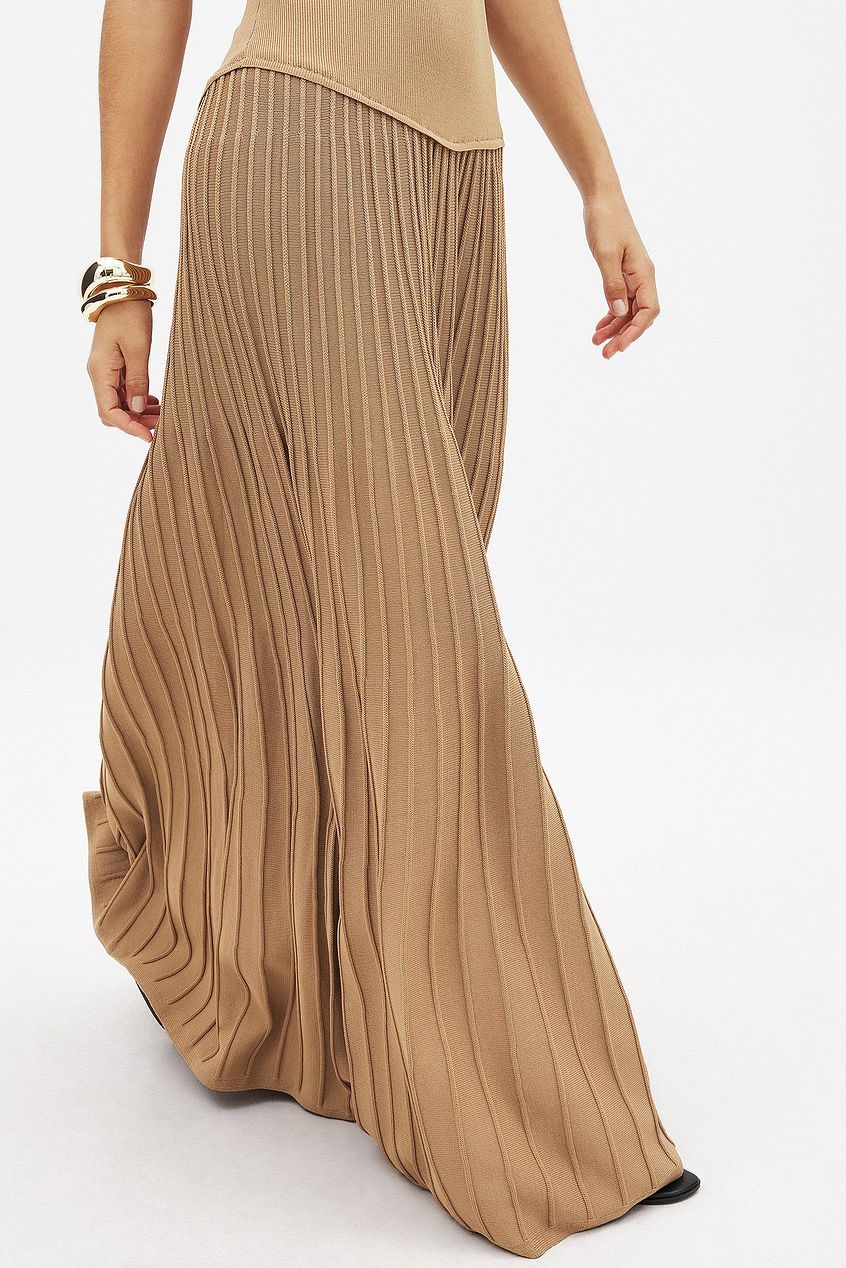Soft Line Draped Top